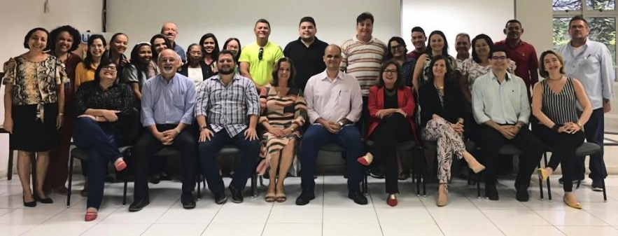 Foto com todos os integrantes da Prex, incluindo membros da Equipe Gestora Anterior