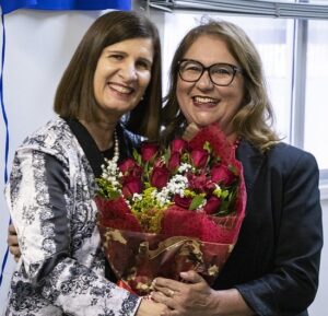 Professoras Elizabeth Daher e Márcia Machado.